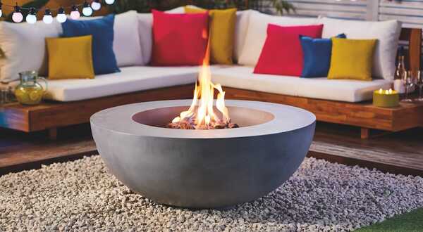 Fire Pits in Canada: What You Need to Know Before Making a P