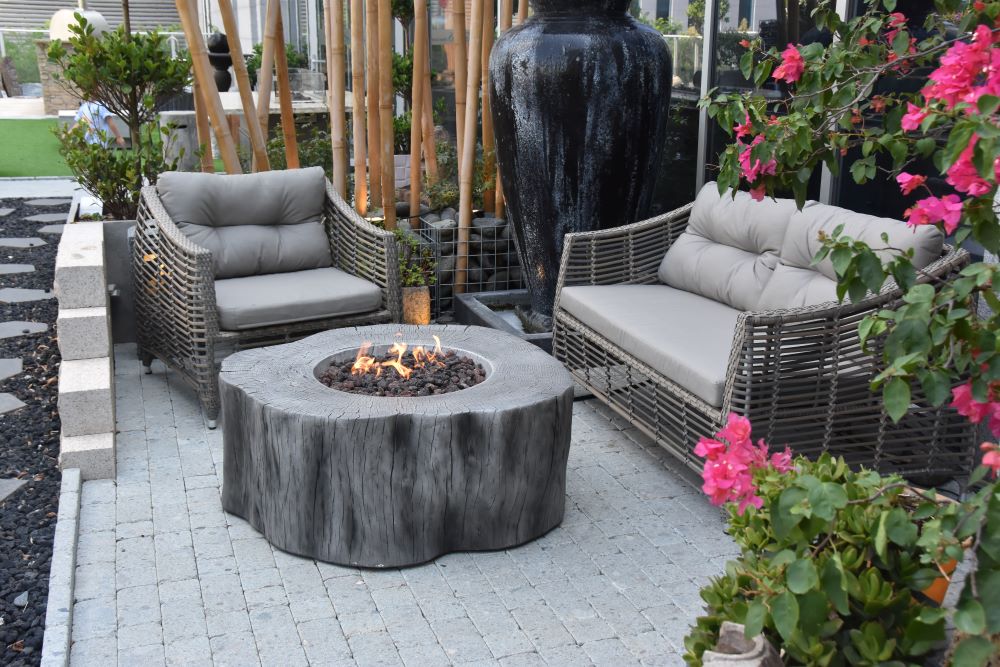 Elementi - Manchester Fire Table - Classic Gray - Natural Gas