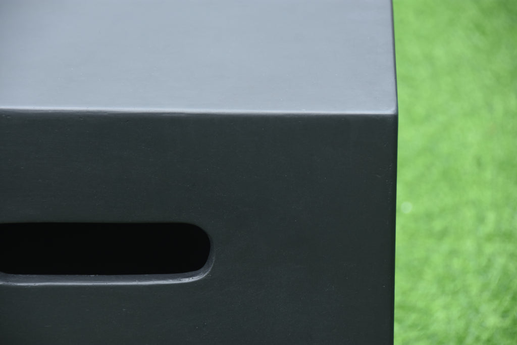 Modeno - Cache-réservoir carré - Finition lisse - Noir 