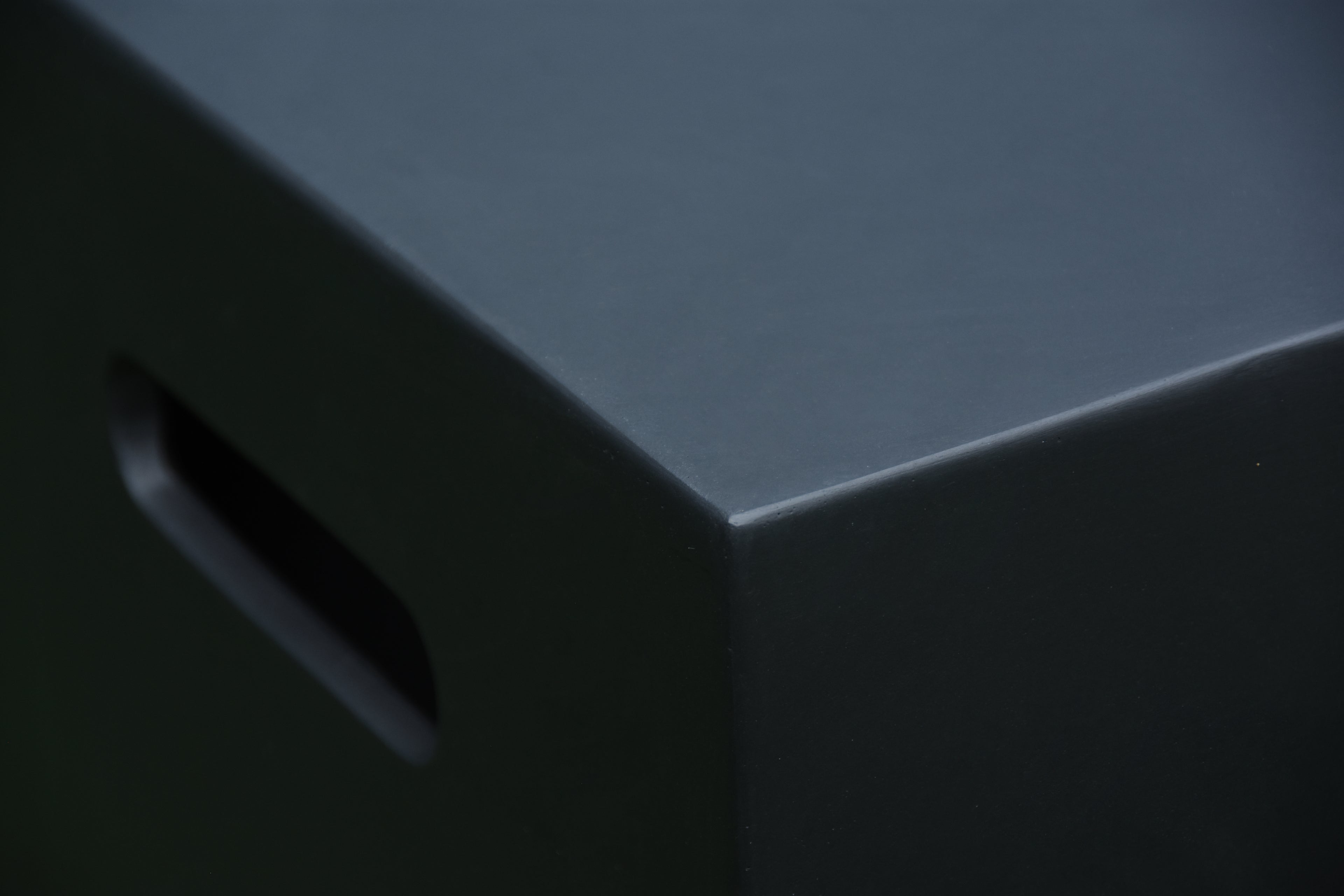 Modeno - Cache-réservoir carré - Finition lisse - Noir 