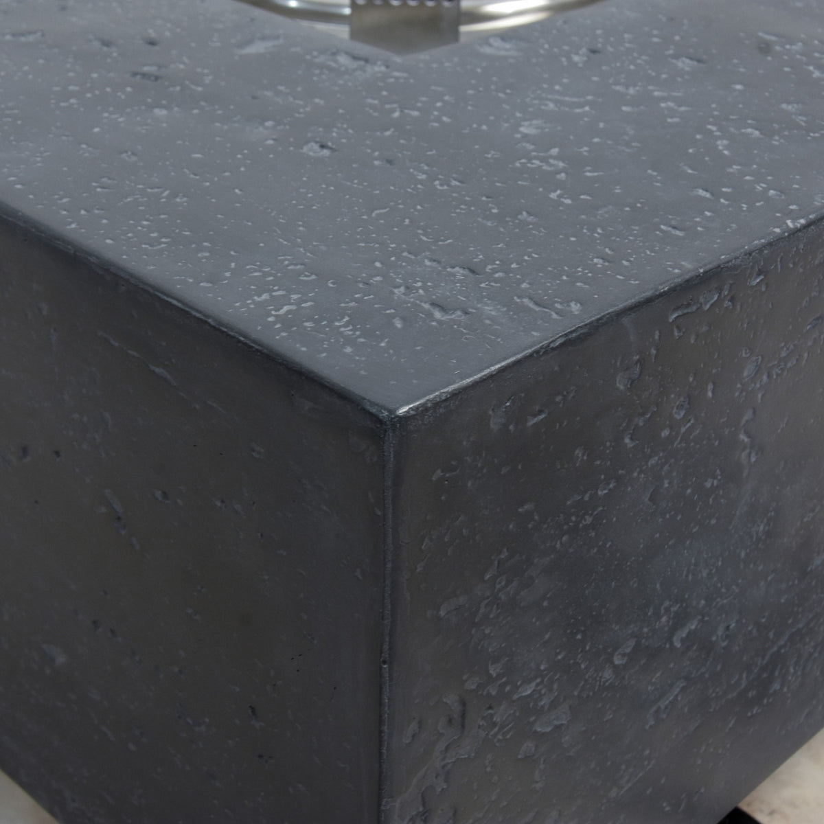 Elementi Manhattan Fire Table - Dark Gray - Handcrafted Glass-Fiber Reinforced Concrete Texture