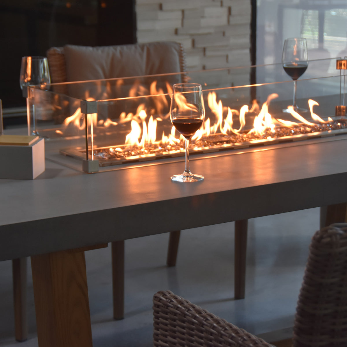Elementi Sonoma Dining Fire Table - Roaring Linear Flame & Wine Glass Ambiance Macro - Elementi Fires
